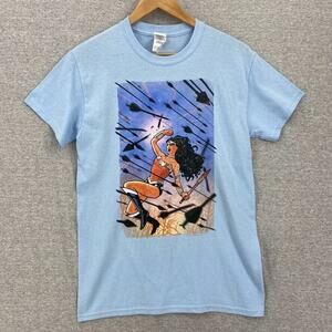Gildan Shirt Mens Small Blue Short Sleeve Wonder Womans Graphic Tee